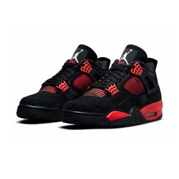 Révolutionnez votre style avec le Red Thunder AJ4 – Image 2