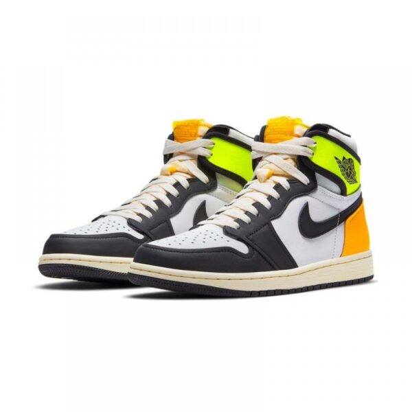 AJ1 Retro Volt Gold – Image 2